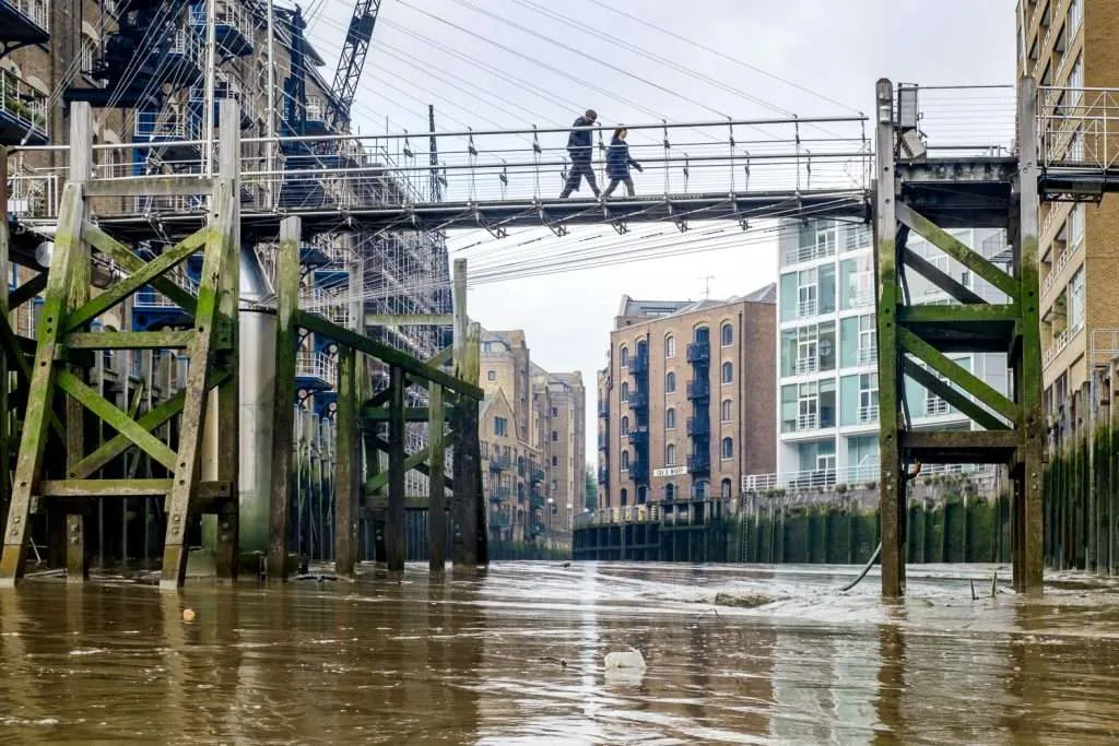 18. St Saviours Dock.